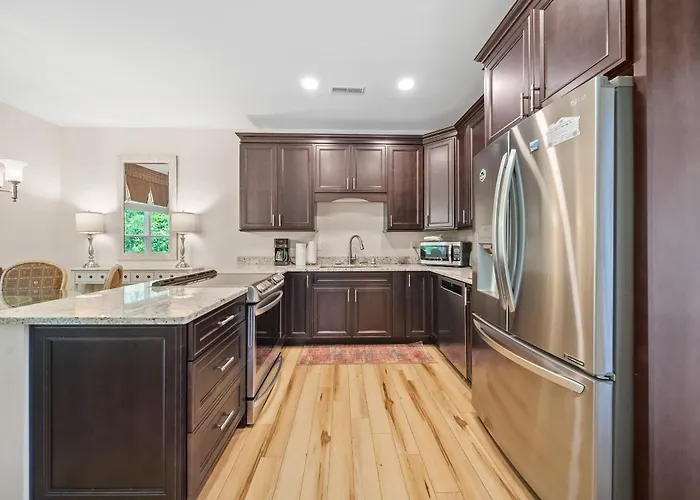 Private, Gatlinburg Bliss With Hot Tub And City Views